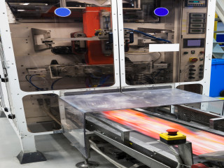Conveyor with Machine Guard.jpg